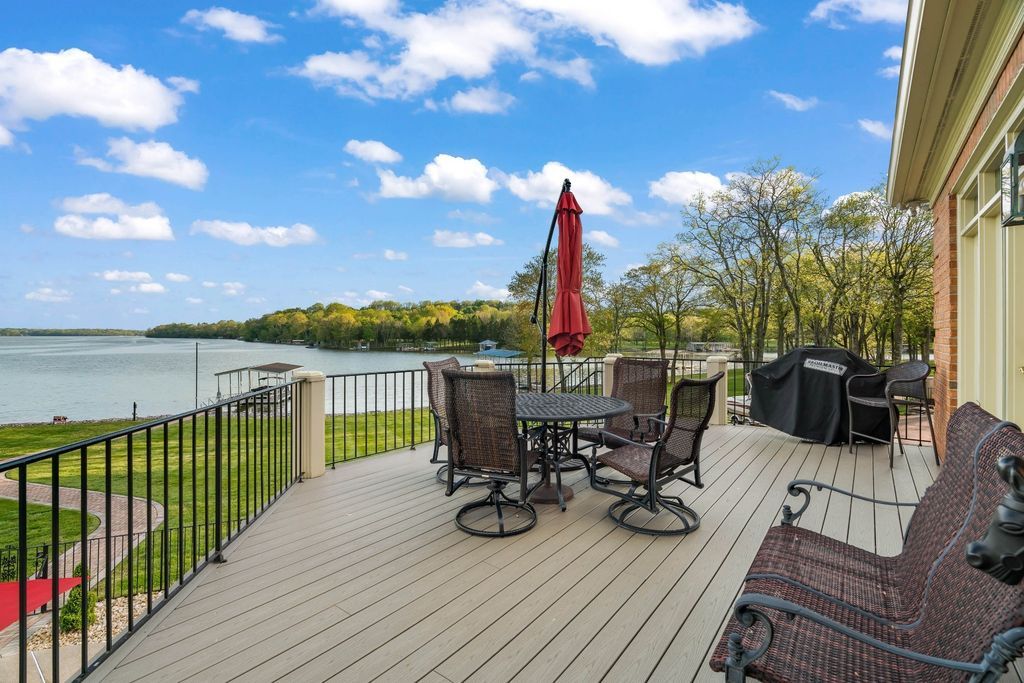 Entertainers Paradise Serene Cul de sac Home on Old Hickory Lake Tennessee Asking 2.1 Million 59