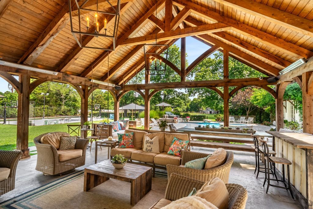 Equestrian Dream Estate in Tennessee Asking 6995000 44 1
