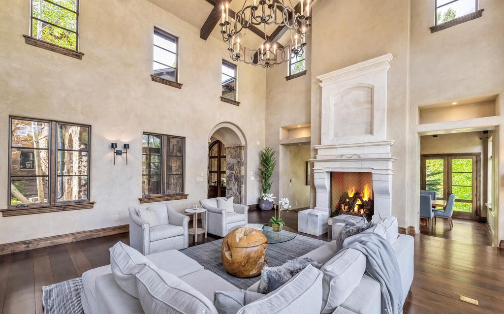 Experience Magic Magnificent Estate with Spectacular Sawatch Range Views in Colorado Listed at 10995000 10