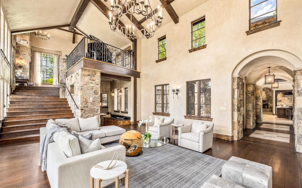 Experience Magic Magnificent Estate with Spectacular Sawatch Range Views in Colorado Listed at 10995000 11