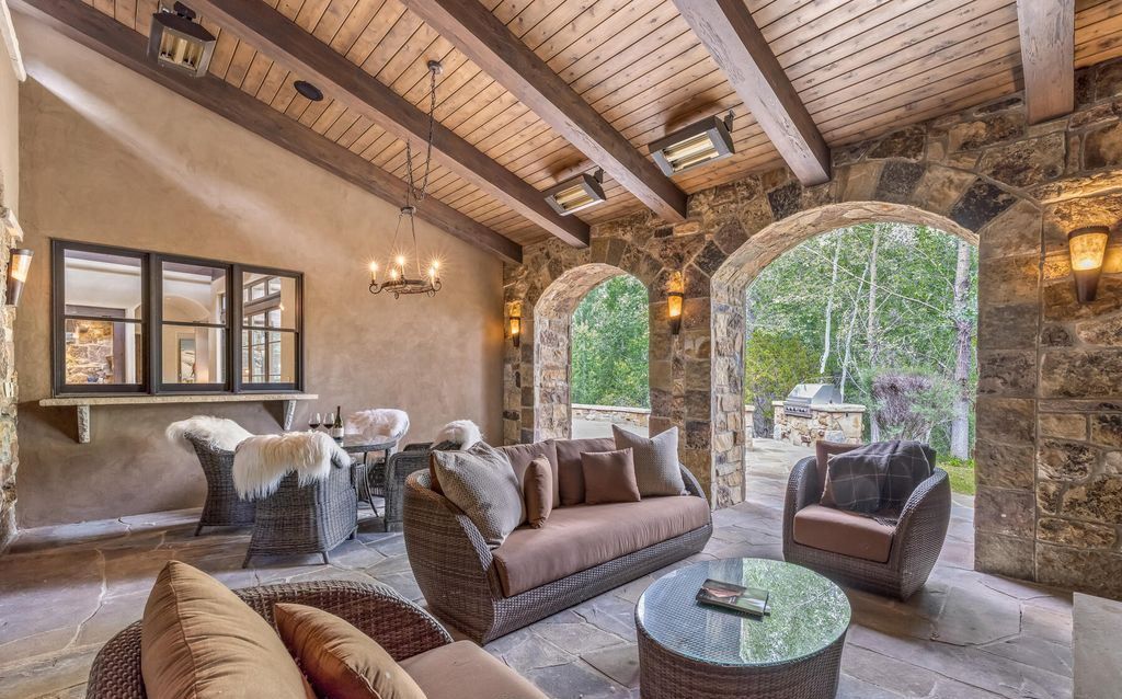 Experience Magic Magnificent Estate with Spectacular Sawatch Range Views in Colorado Listed at 10995000 19