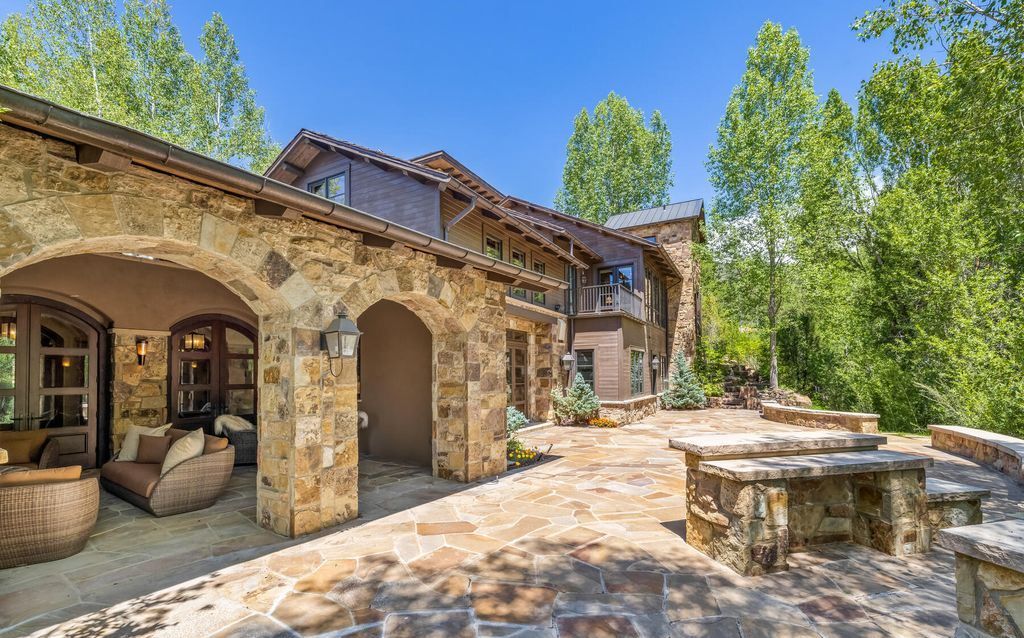 Experience Magic Magnificent Estate with Spectacular Sawatch Range Views in Colorado Listed at 10995000 22