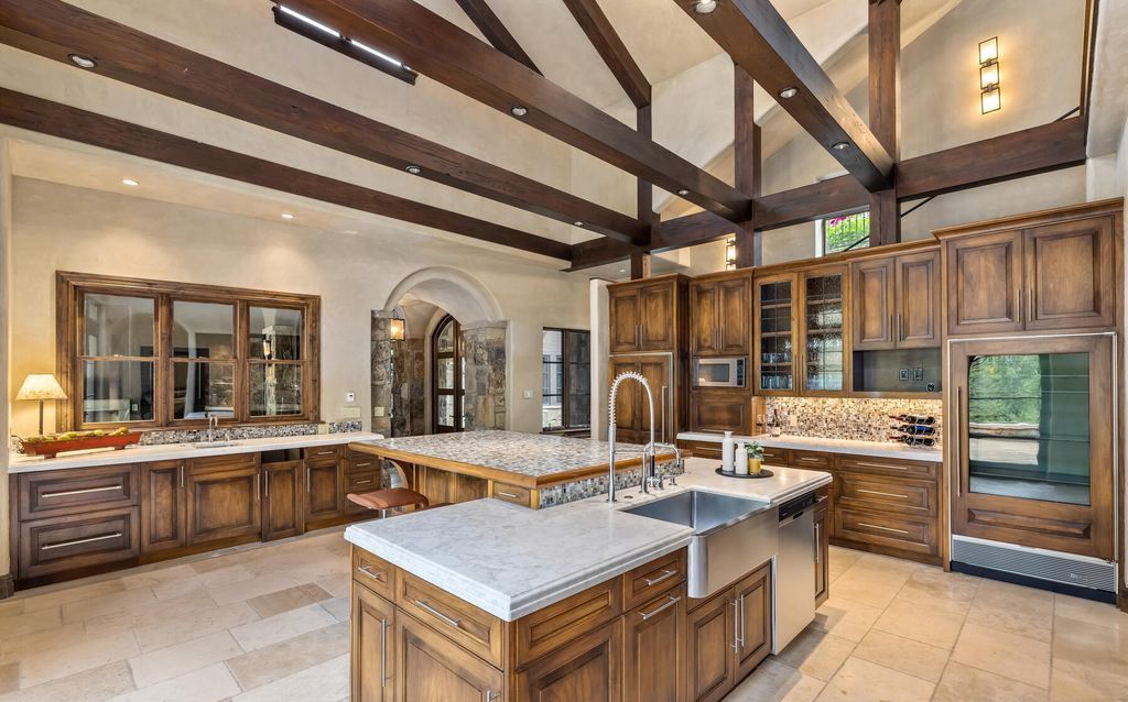 Experience Magic Magnificent Estate with Spectacular Sawatch Range Views in Colorado Listed at 10995000 27