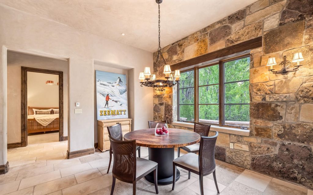 Experience Magic Magnificent Estate with Spectacular Sawatch Range Views in Colorado Listed at 10995000 33