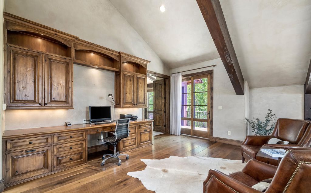 Experience Magic Magnificent Estate with Spectacular Sawatch Range Views in Colorado Listed at 10995000 34