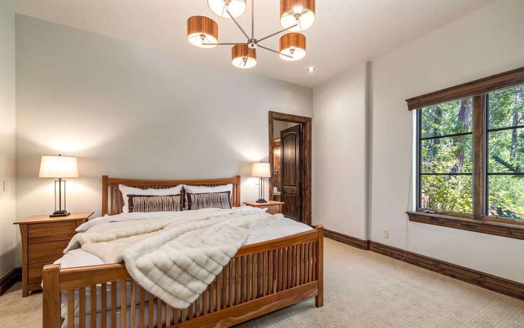 Experience Magic Magnificent Estate with Spectacular Sawatch Range Views in Colorado Listed at 10995000 44