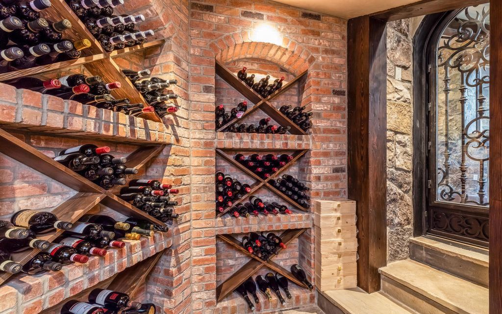 Experience Magic Magnificent Estate with Spectacular Sawatch Range Views in Colorado Listed at 10995000 51