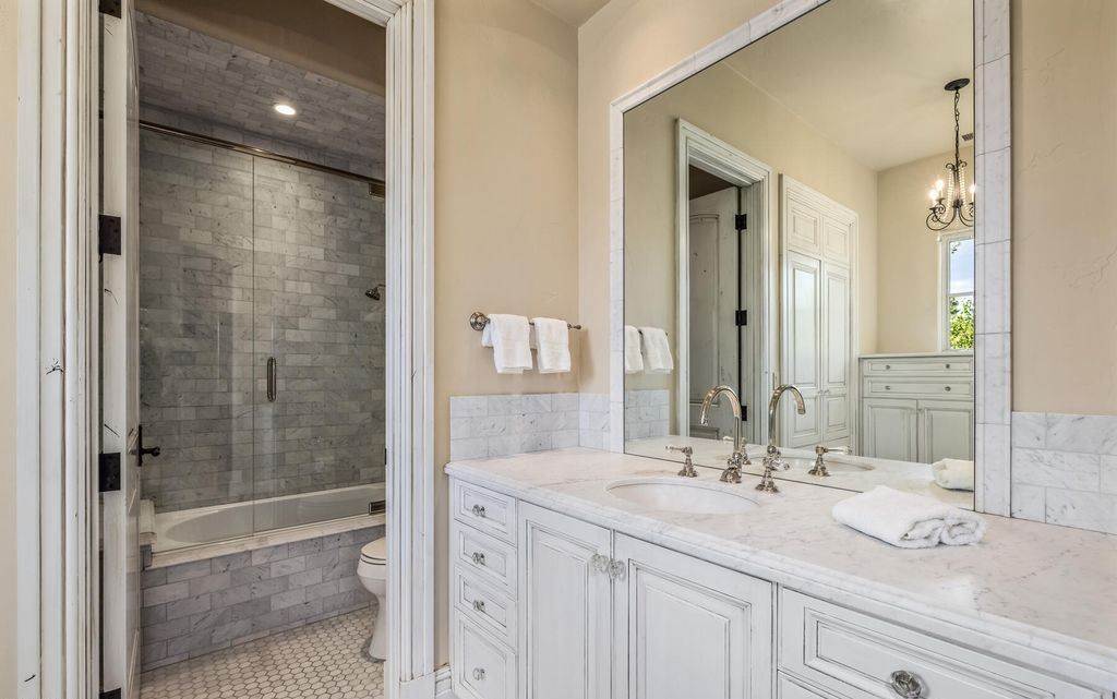 Experience Magic Magnificent Estate with Spectacular Sawatch Range Views in Colorado Listed at 10995000 53