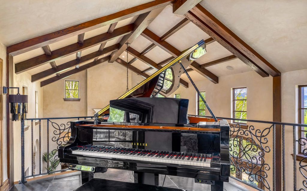 Experience Magic Magnificent Estate with Spectacular Sawatch Range Views in Colorado Listed at 10995000 6