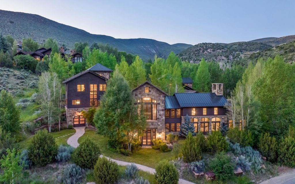 Experience Magic Magnificent Estate with Spectacular Sawatch Range Views in Colorado Listed at 10995000 66