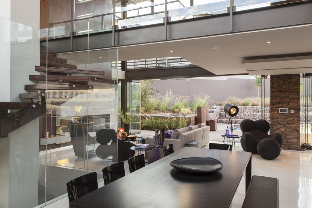 House Duk, Modern Home by Nico van der Meulen Architects