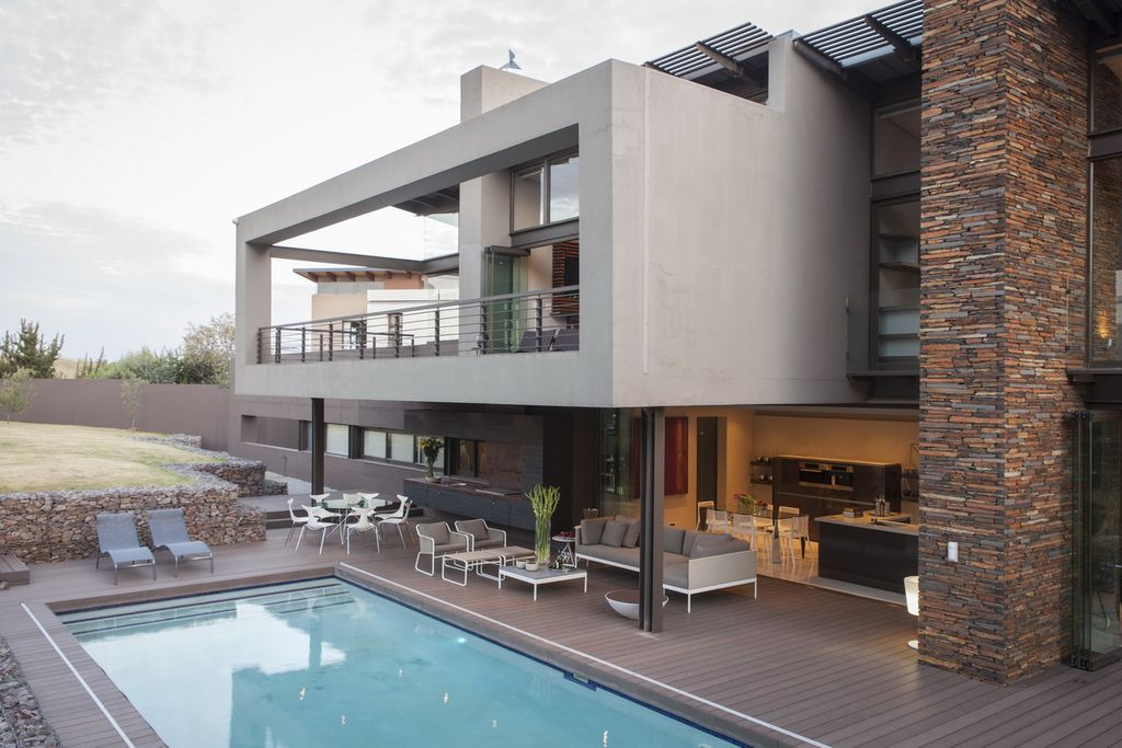 House Duk Modern Home by Nico van der Meulen Architects 7