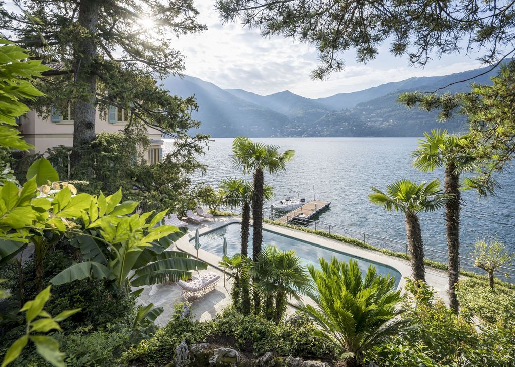 House on Lake Como elegance estate by J. Mayer H 9