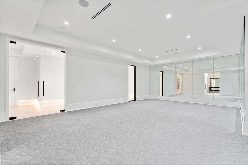 Langley Crest An Extraordinary McLean Virginia Estate Redefining Luxury Living Listed at 29990000 44