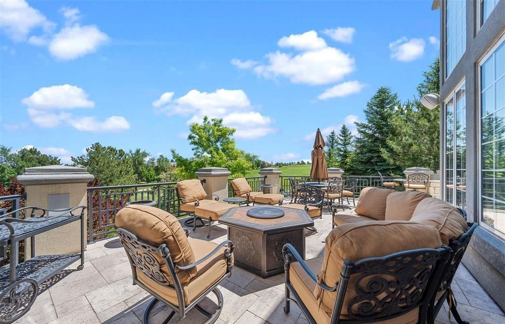 Luxurious Colorado Home on Golf Course with Stunning Mountain and City Views Listed at 2.3 Million 15