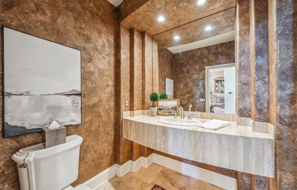 Luxurious Colorado Home on Golf Course with Stunning Mountain and City Views Listed at 2.3 Million 19