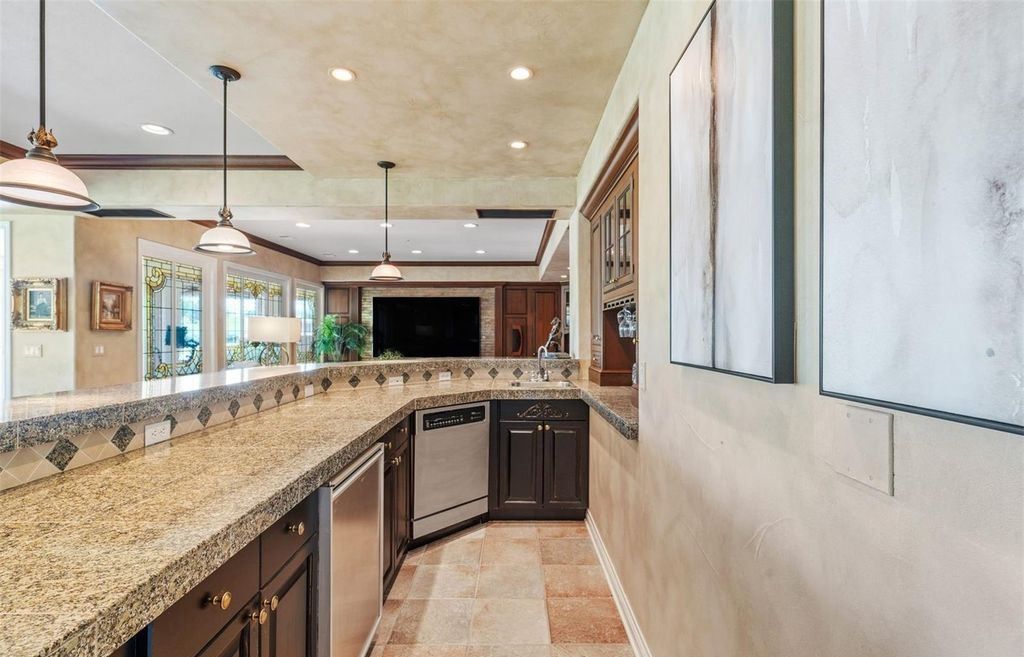 Luxurious Colorado Home on Golf Course with Stunning Mountain and City Views Listed at 2.3 Million 34
