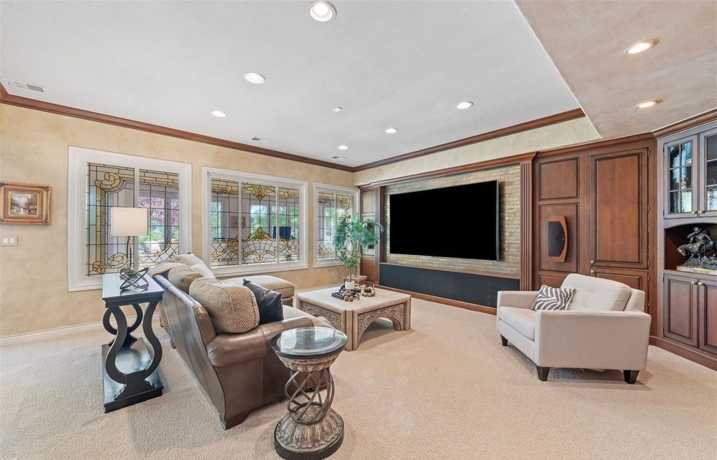 Luxurious Colorado Home on Golf Course with Stunning Mountain and City Views Listed at 2.3 Million 36
