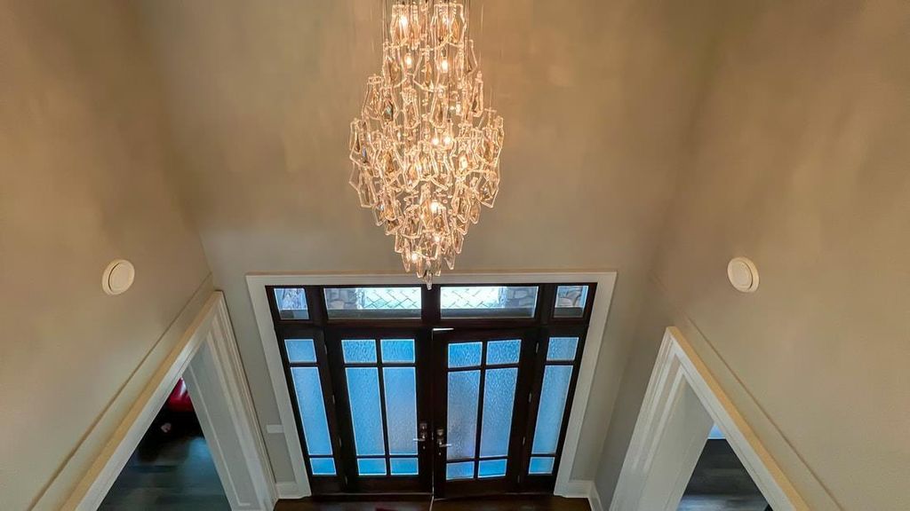 Luxurious Estate Mansion in Canada A Masterpiece of Top Quality Materials and Workmanship Available for C9988000 21