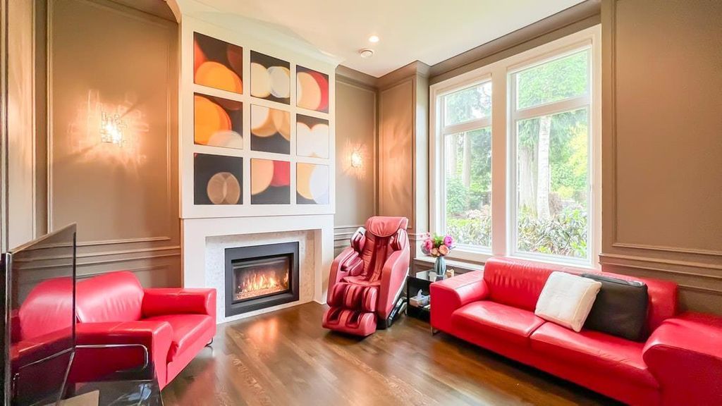 Luxurious Estate Mansion in Canada A Masterpiece of Top Quality Materials and Workmanship Available for C9988000 22