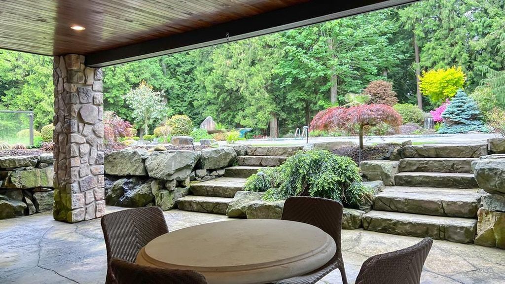 Luxurious Estate Mansion in Canada A Masterpiece of Top Quality Materials and Workmanship Available for C9988000 32