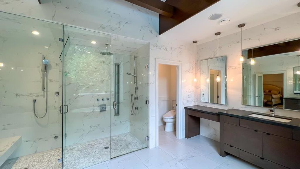 Luxurious Estate Mansion in Canada A Masterpiece of Top Quality Materials and Workmanship Available for C9988000 35