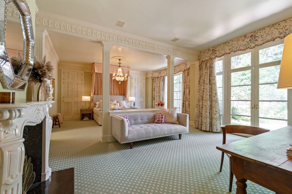Luxurious and Private French Manor in Tennessee for 4995000 30