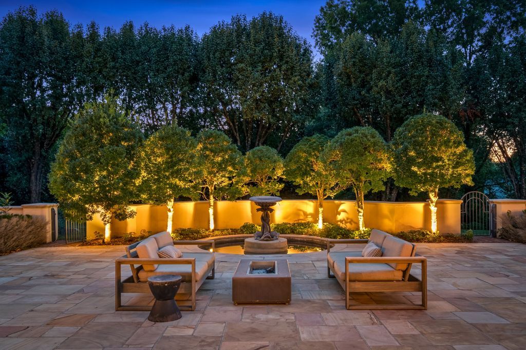 Luxurious and Private French Manor in Tennessee for 4995000 47