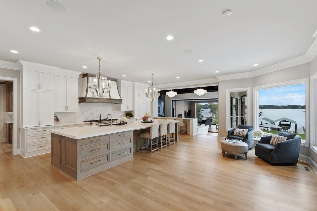 Luxury Living with Stunning Views 7 Million Resort Like Residence in Minnesota 13