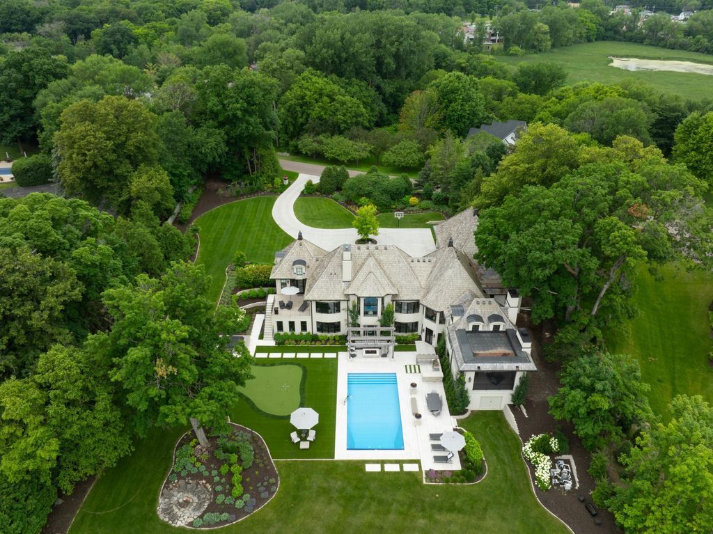 Luxury Living with Stunning Views 7 Million Resort Like Residence in Minnesota 3
