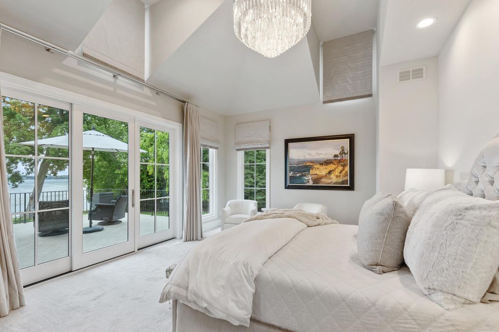 Luxury Living with Stunning Views 7 Million Resort Like Residence in Minnesota 33