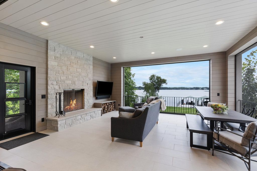 Luxury Living with Stunning Views 7 Million Resort Like Residence in Minnesota 37