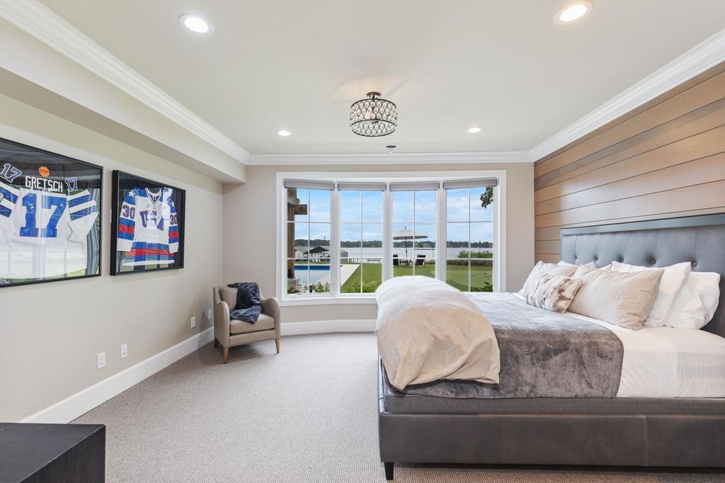 Luxury Living with Stunning Views 7 Million Resort Like Residence in Minnesota 52