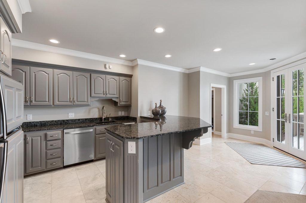 Luxury Living with Stunning Views 7 Million Resort Like Residence in Minnesota 54