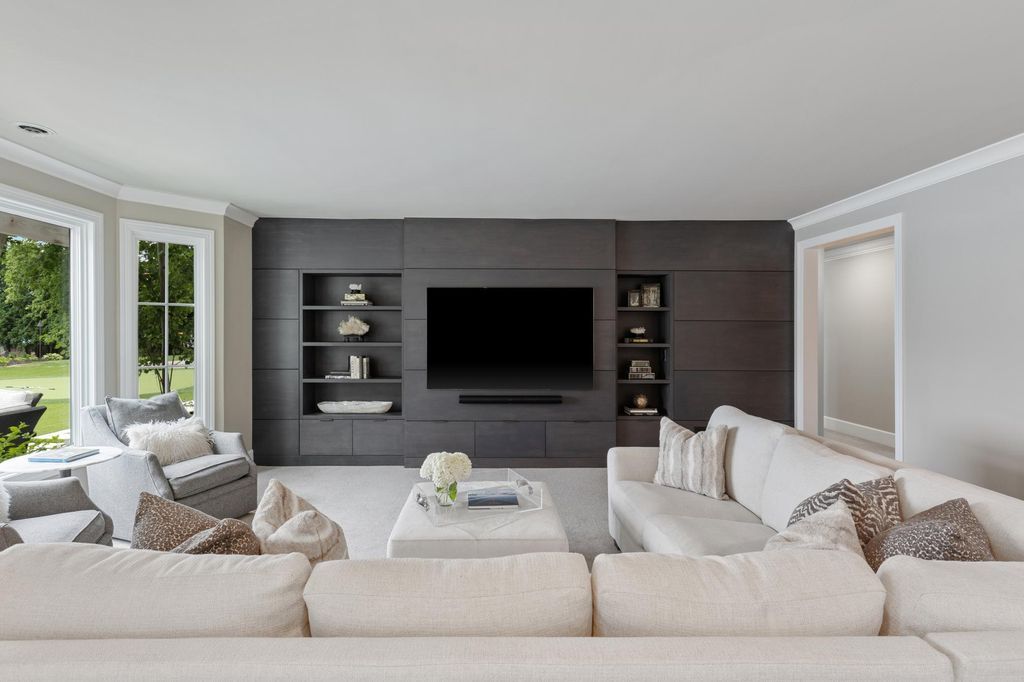 Luxury Living with Stunning Views 7 Million Resort Like Residence in Minnesota 59