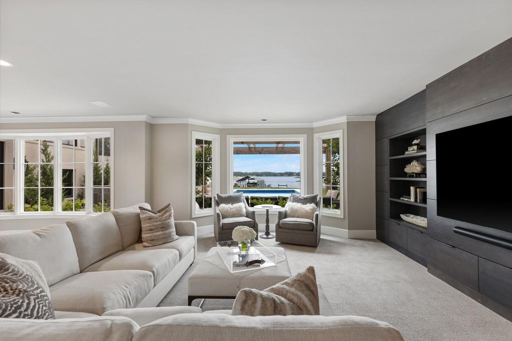 Luxury Living with Stunning Views 7 Million Resort Like Residence in Minnesota 61