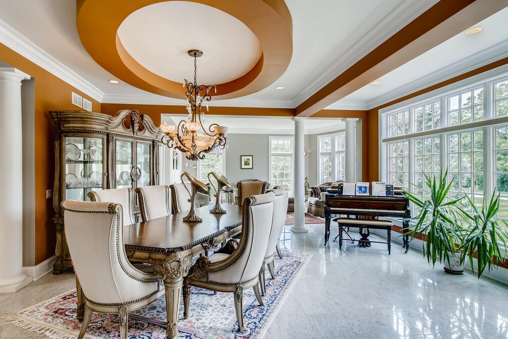 Luxury and Harmony 3.799 Million Custom Built Estate in Illinois Offering Solitude and Togetherness 10