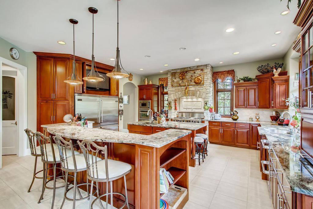 Luxury and Harmony 3.799 Million Custom Built Estate in Illinois Offering Solitude and Togetherness 13