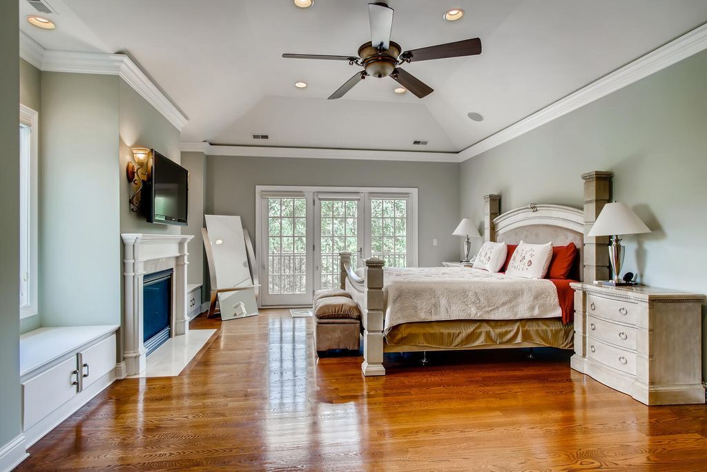 Luxury and Harmony 3.799 Million Custom Built Estate in Illinois Offering Solitude and Togetherness 28