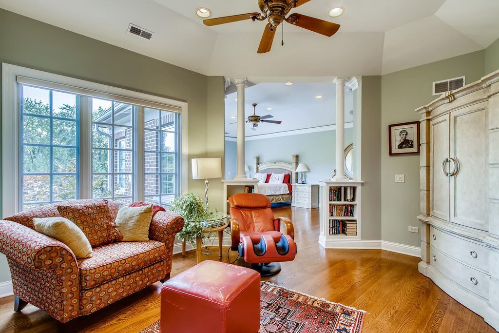Luxury and Harmony 3.799 Million Custom Built Estate in Illinois Offering Solitude and Togetherness 30