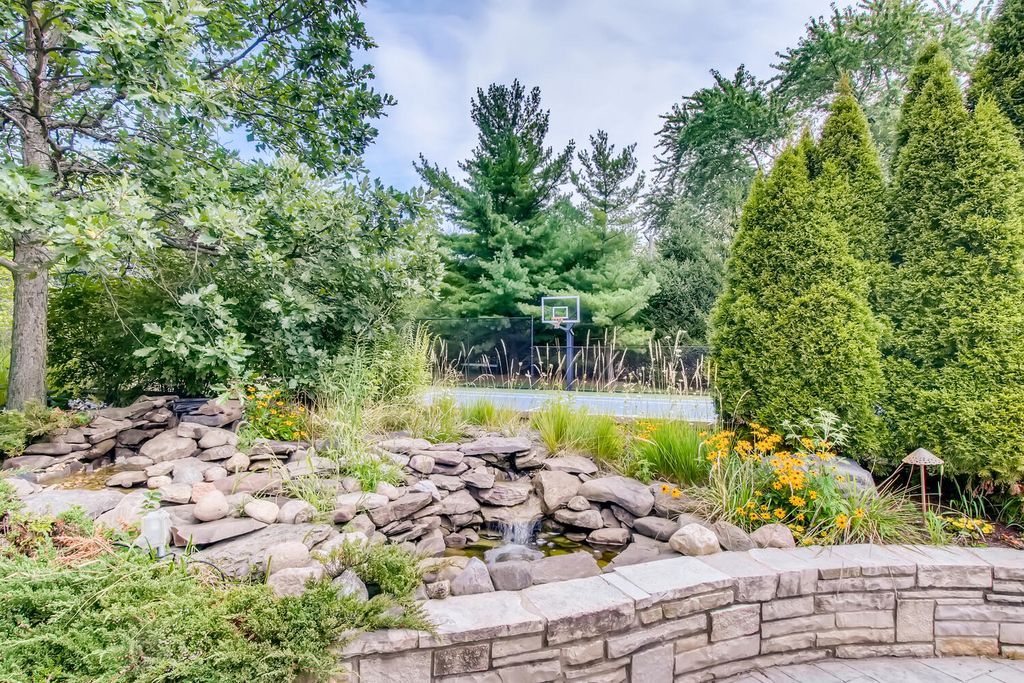 Luxury and Harmony 3.799 Million Custom Built Estate in Illinois Offering Solitude and Togetherness 58