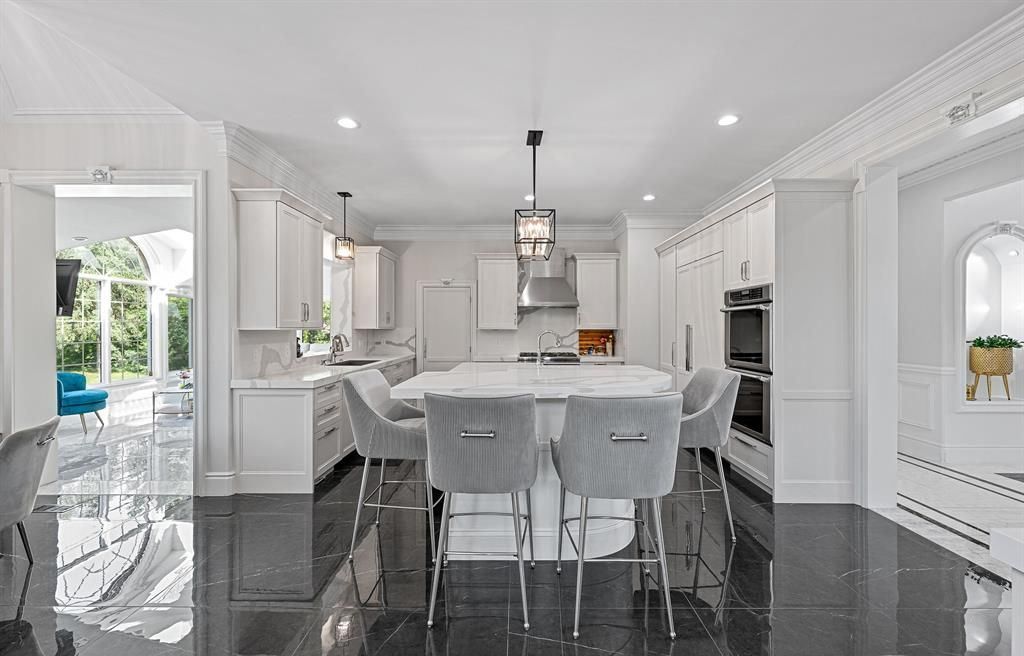 Michigans Finest 4.9 Million Home with Unmatched Luxury and Detail 22