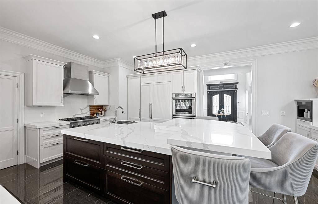 Michigans Finest 4.9 Million Home with Unmatched Luxury and Detail 23