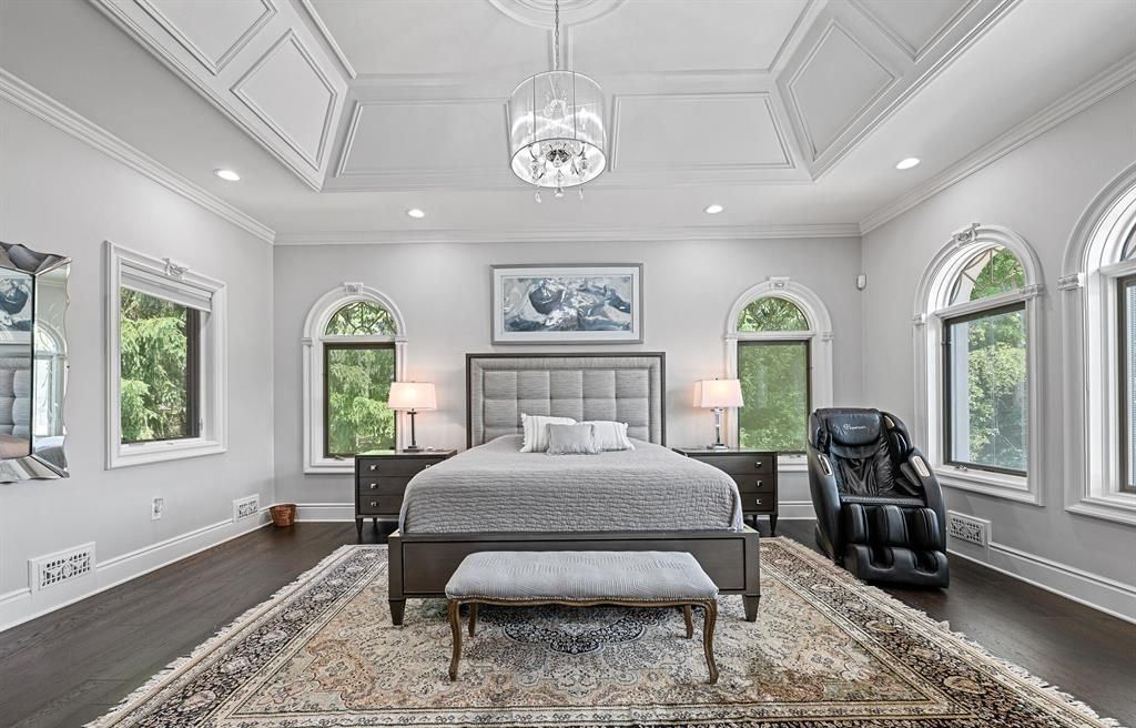 Michigans Finest 4.9 Million Home with Unmatched Luxury and Detail 36