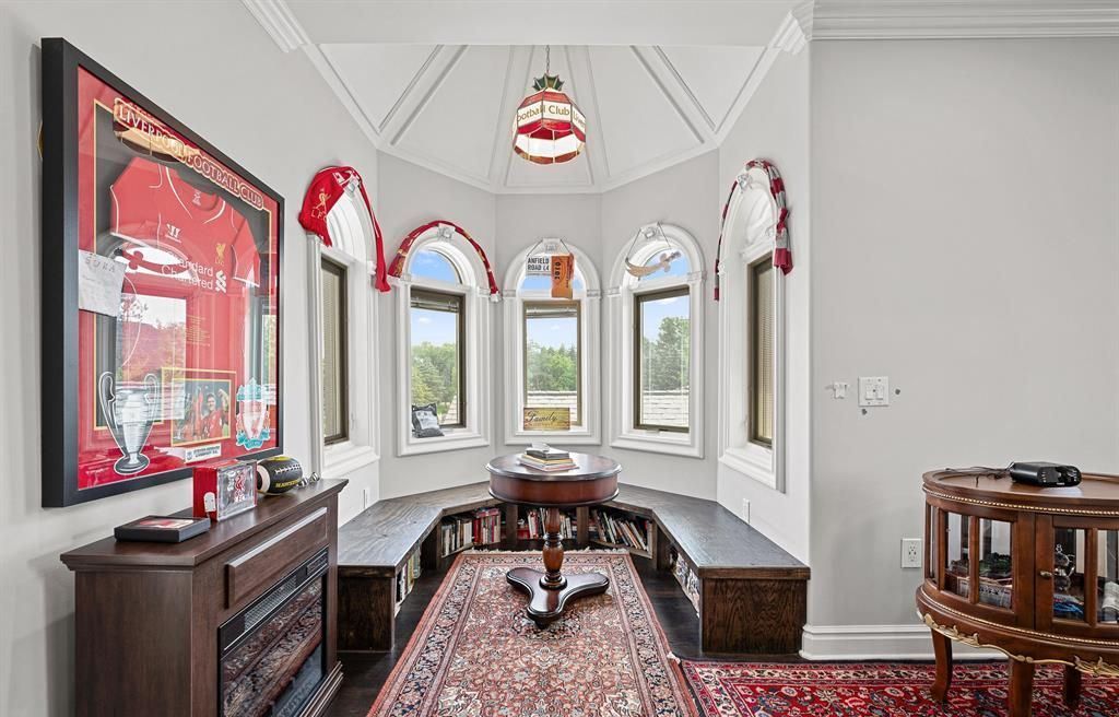 Michigans Finest 4.9 Million Home with Unmatched Luxury and Detail 51