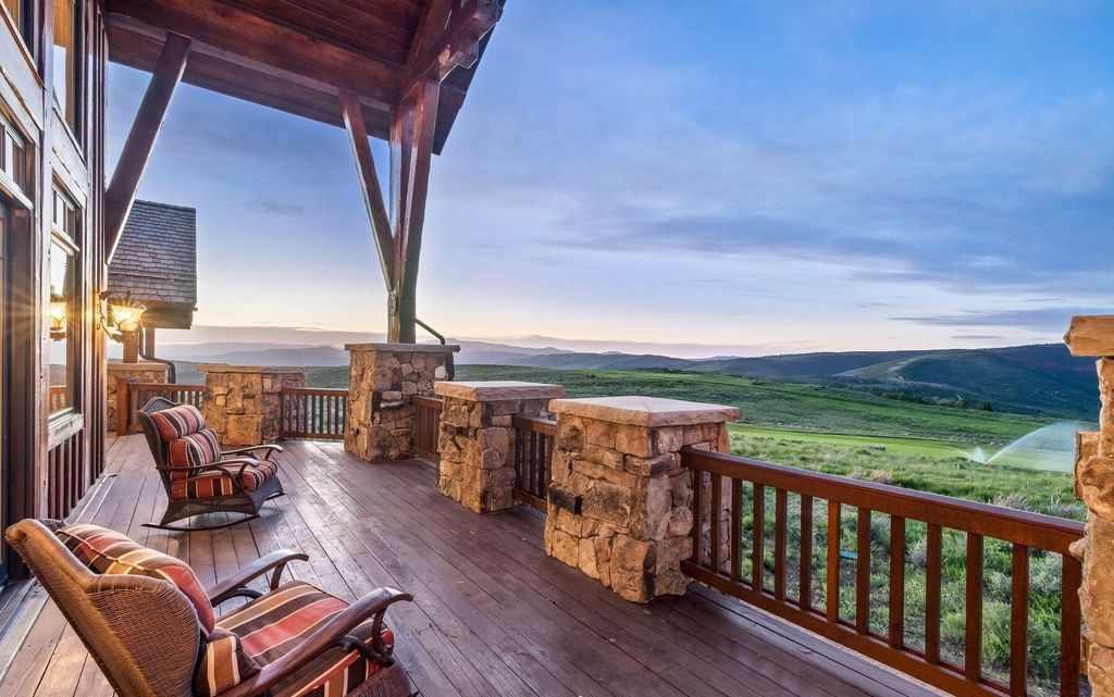 Mountain Charm Meets Modern Comfort Exquisite Colorado Residence for 7.25 Million 16