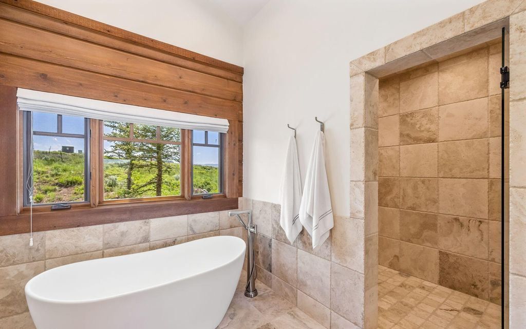 Mountain Charm Meets Modern Comfort Exquisite Colorado Residence for 7.25 Million 30