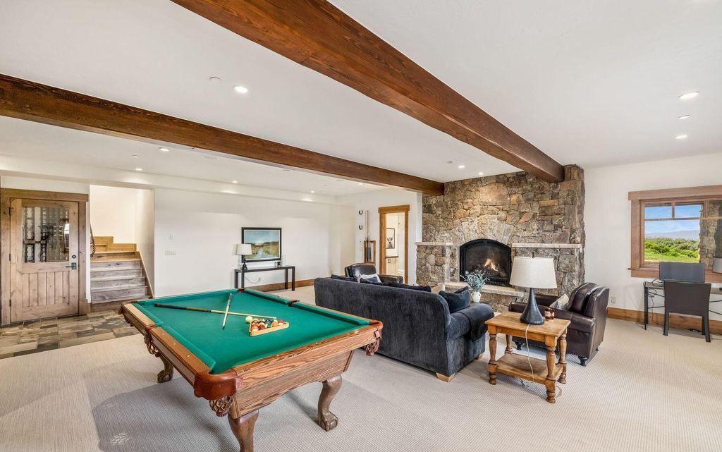 Mountain Charm Meets Modern Comfort Exquisite Colorado Residence for 7.25 Million 38