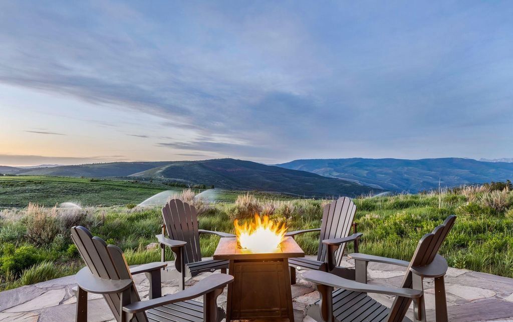 Mountain Charm Meets Modern Comfort Exquisite Colorado Residence for 7.25 Million 48