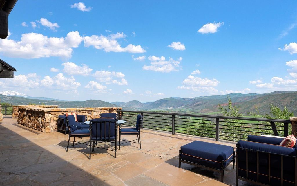 Mountain Ranch A Supreme Blend of Sophistication and Alpine Delight in Colorado Listed for 65 Million 10